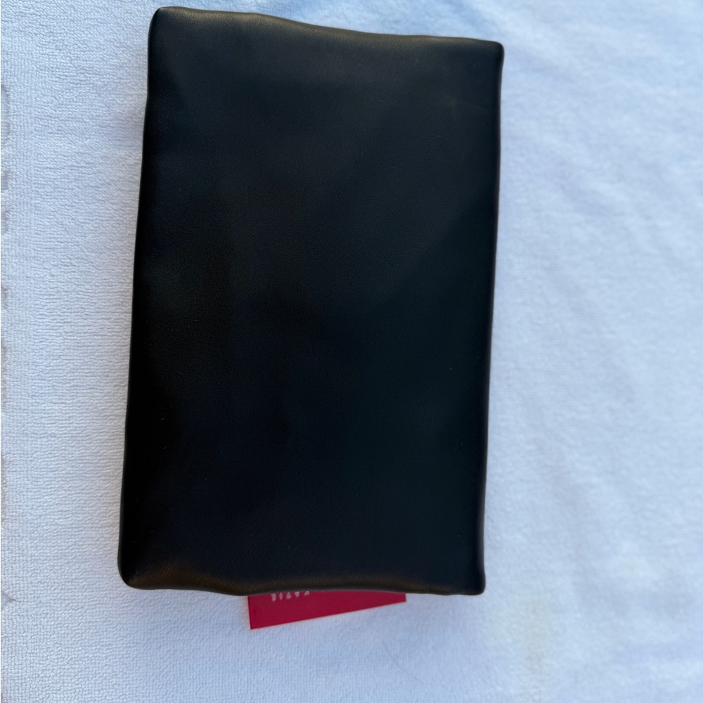Kelly & Kate Cenade black clutch